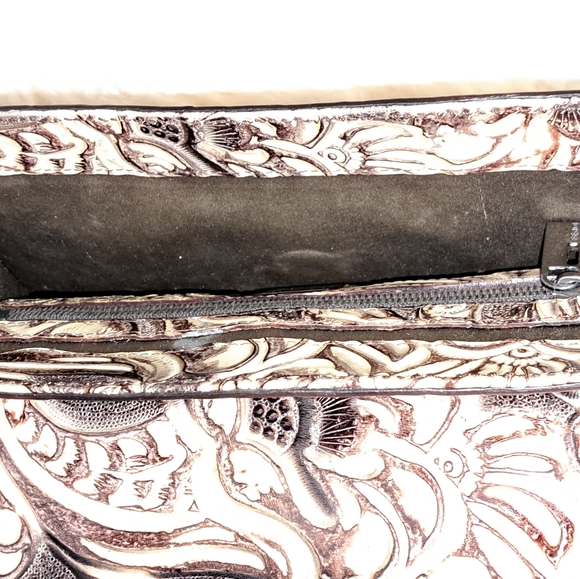 Fendi Rare Clutch - Picture 8 of 10